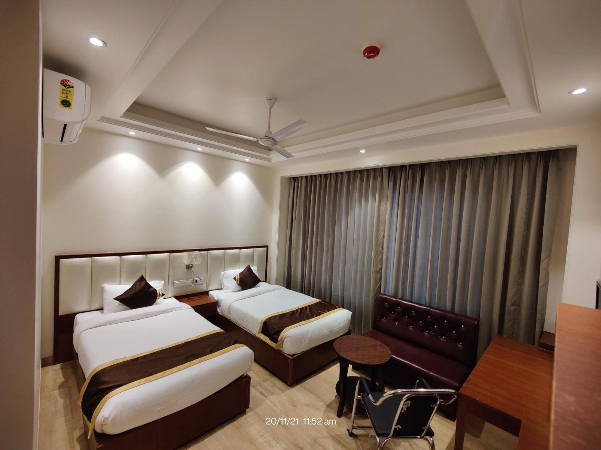 Mds Royal Resort Tulsipur Eksteriør bilde